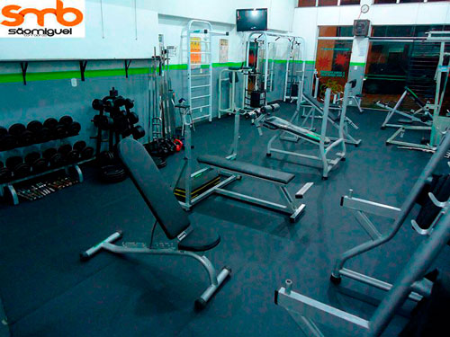 muestra-piso-en-gimnasio-2